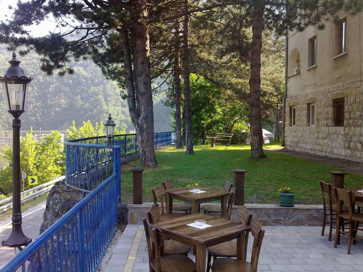 Apartament Cacak Exterior photo
